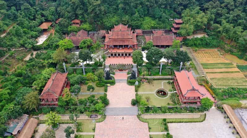 Dia Tang Phi Lai, Cay Thi Pagoda & Trang an Complex Day Tour