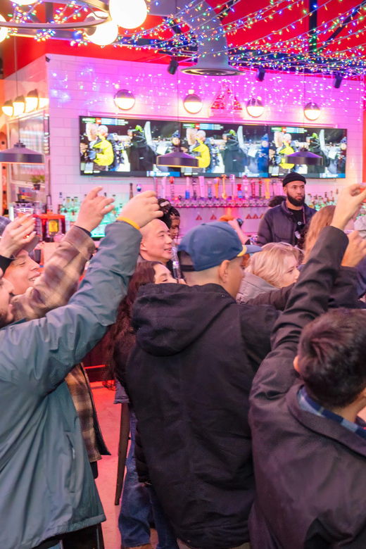 Downtown Denver Pub Crawl - Food & Drinks Included! - Overview and Pricing