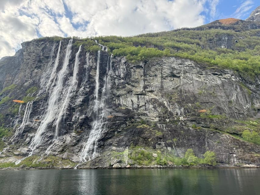 E-bike Tour in Geiranger, Norway