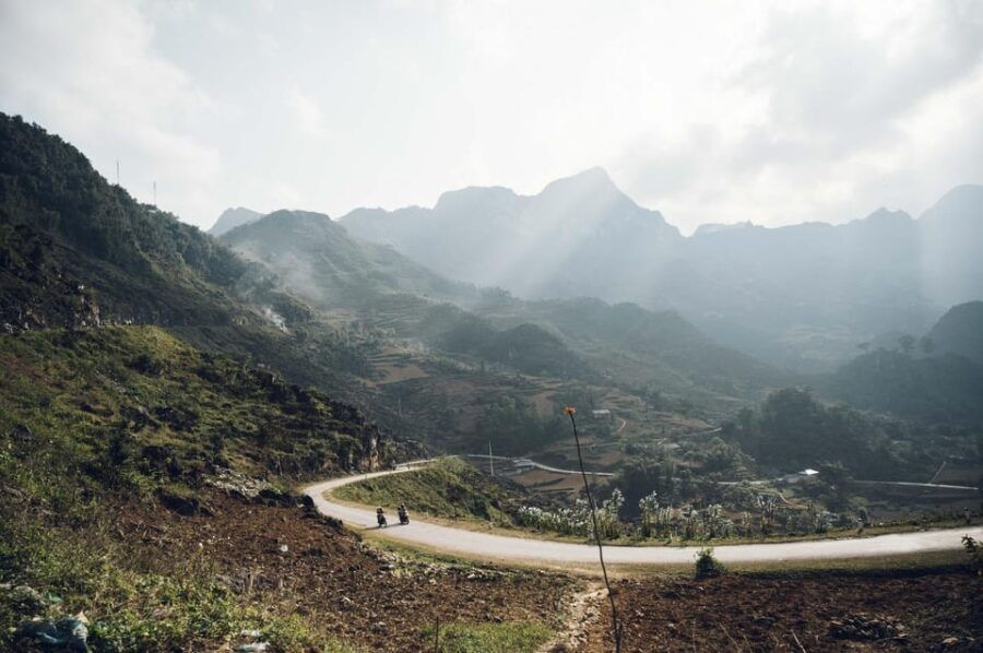 Easy Rider 4 Day Motorcycle Tour of Ha Giang Loop