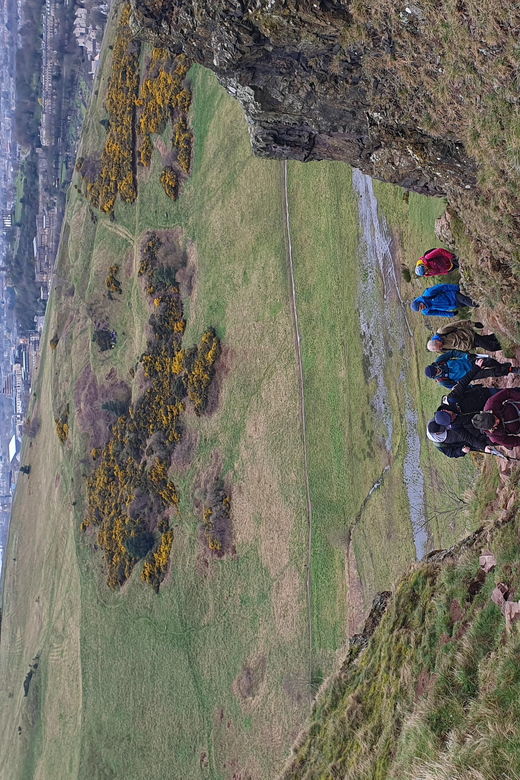 Edinburgh: Guided Arthurs Seat Hike