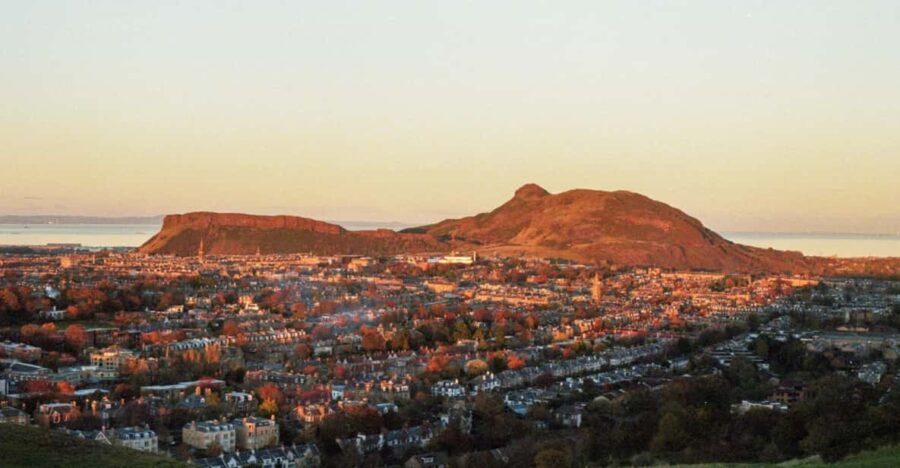 Edinburgh: Sunset Hike to Arthurs Seat - Activity Overview