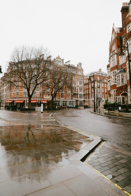 Elegance and Heritage: Mayfair Walking Tour
