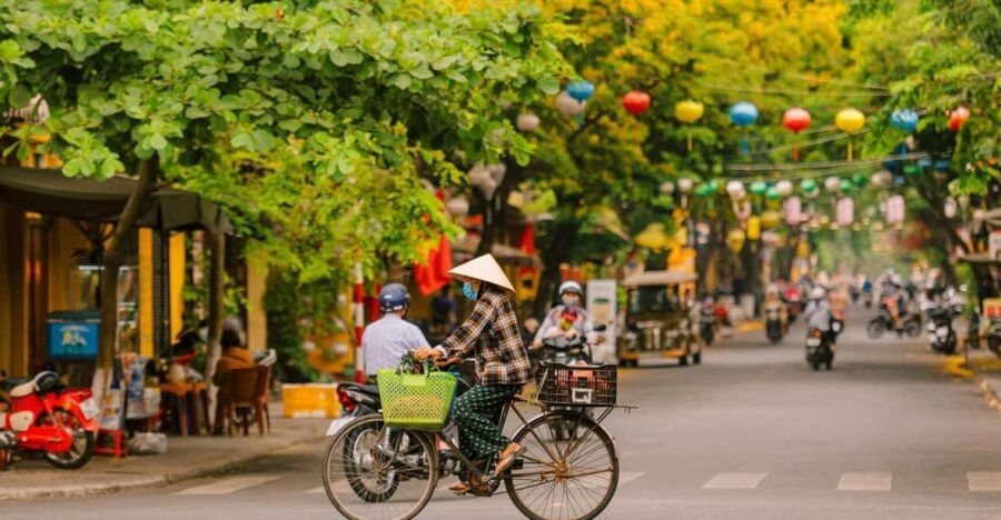 Explore Hanoi – One Of The Most Peaceful Places In Vietnam