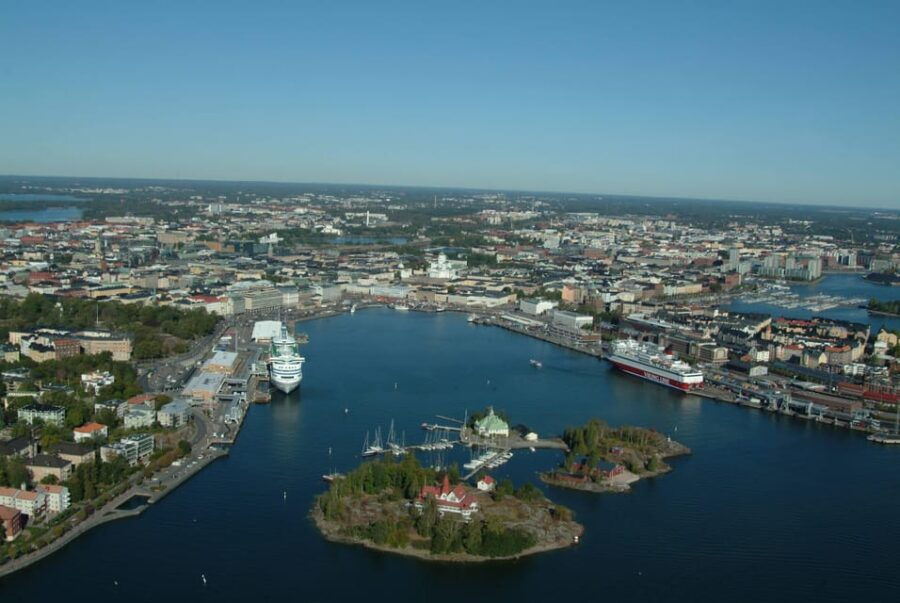 Explore Helsinki in Any Weather, Using the Saxdor 320 Gtc.