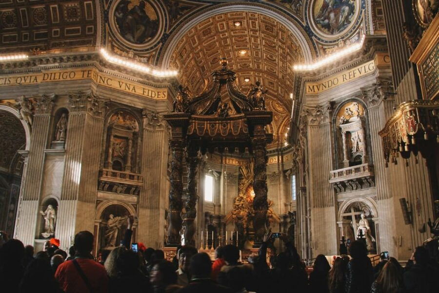Exploring Saint Peters Basilica: A Walking Tour of Vatican