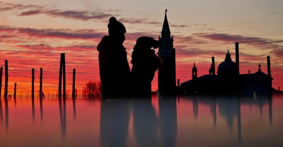 Feel Romantic Venice Without Kids for One Evening