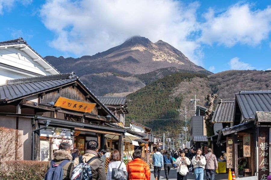 From Fukuoka: Day Trip to Yufuin, Beppu Hell Hot Springs