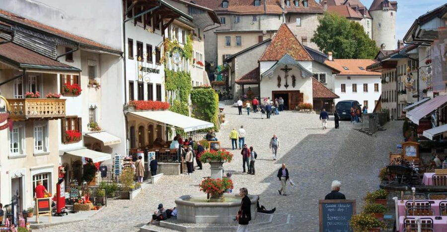 From Geneva: Gruyères Private Tour Cheese & Chocolat Factory - Tour Overview