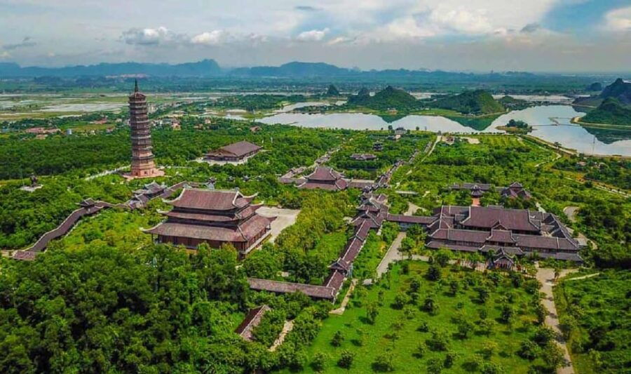 FROM HA NOI: EXPLORE THE BEAUTY OF NINH BINH IN 2D1N