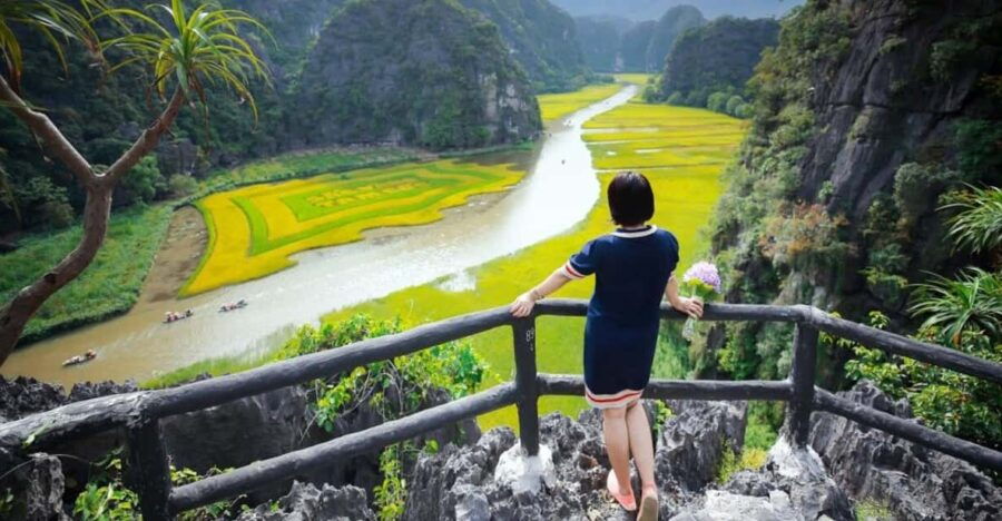 From Ha Noi: Hoa Lu – Tam Coc / Trang An – Mua Cave