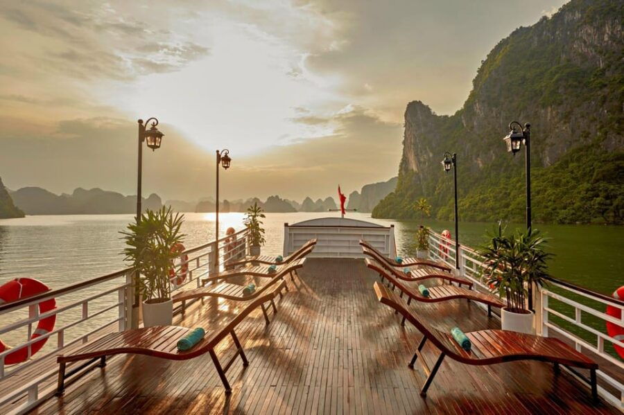 From Hanoi: Ha Long Bay 2 Days 1 Night- Cozy Cruise 5 Stars