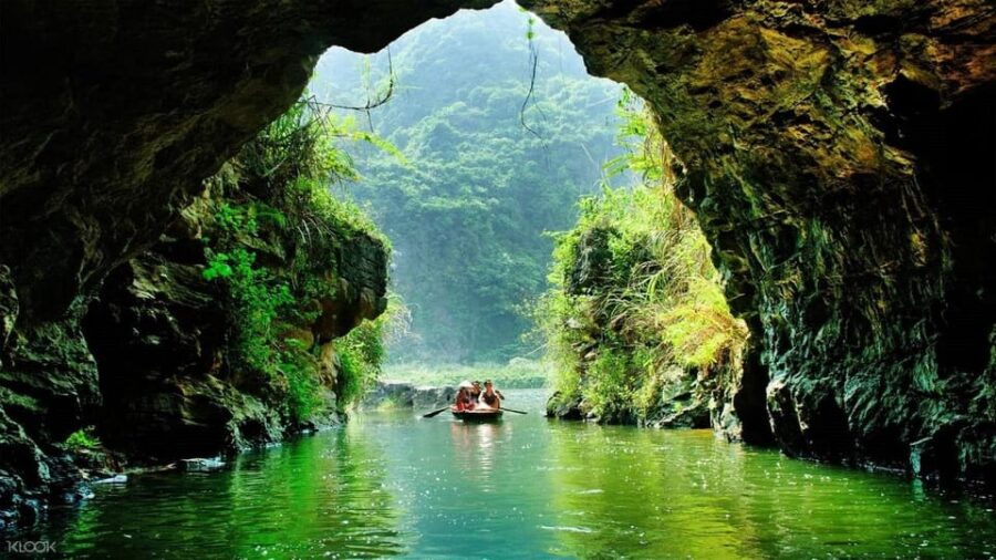 From Hanoi: Ninh Binh 2D1N Hoa Lu Bai Dinh Trang An Hang Mua