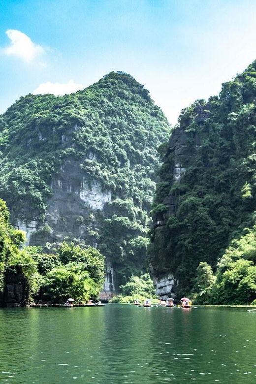 From Hanoi: Ninh Binh – Bai Dinh & Trang An & Mua Cave Tour
