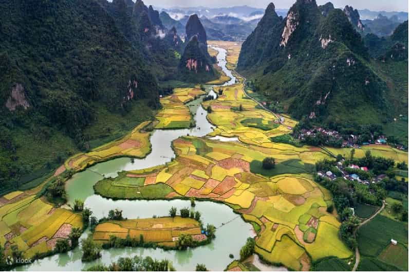From Hanoi: Tam Coc, Mua Cave, and Hoa Lu Day Tour