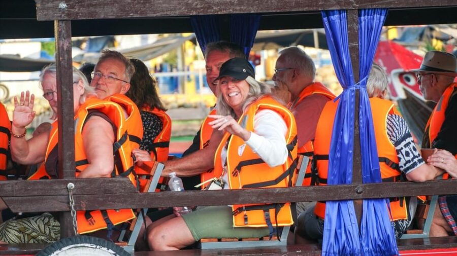 From Hcm: Mekong Delta Floating Market 3days Exit Phnom Penh