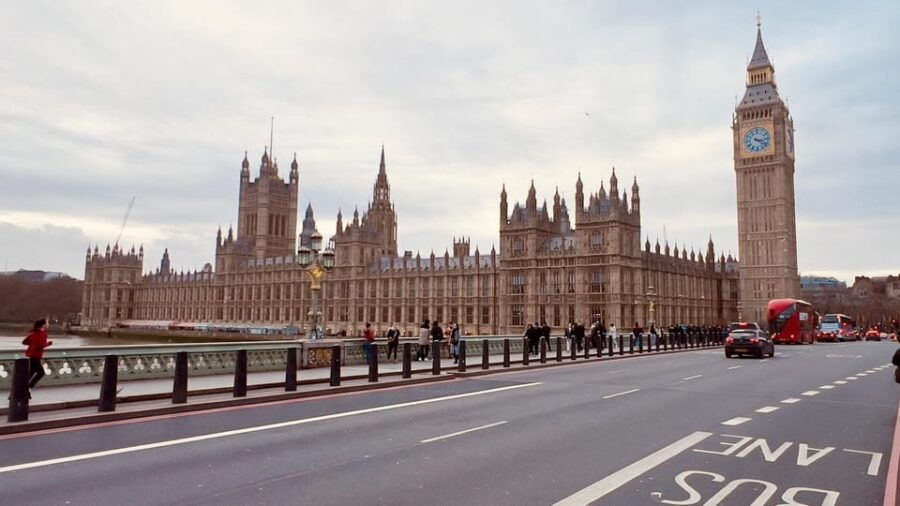 From Heathrow Airport to Central London – Executive Transfer