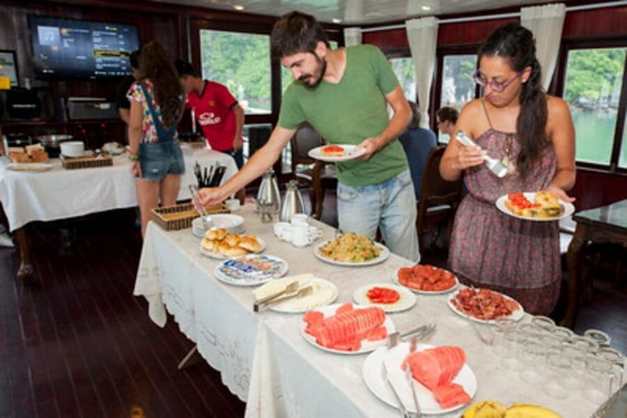From Ninh Binh: 3-Day Ha Long Bay Phoenix Cruise Small Group