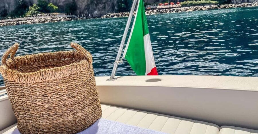 From Sorrento: Capri Island Private Boat Tour With Drinks