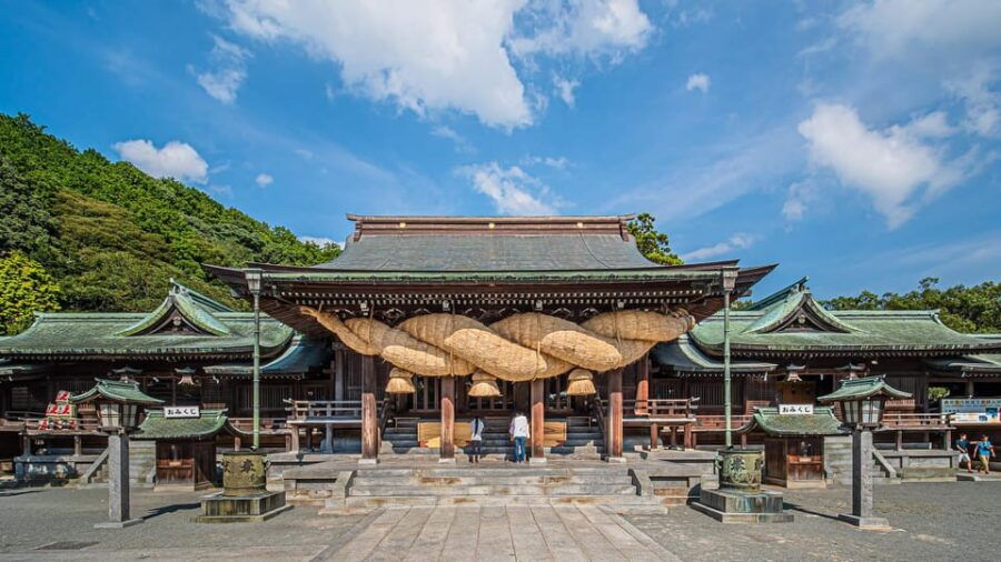 Fukuoka: Miyajidake Shrine & Kashii Shrine Private Tour - Tour Overview