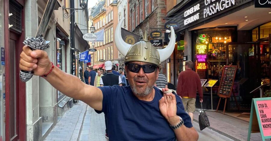 Guided Walking Tour: Stockholm Old Town (English or German)