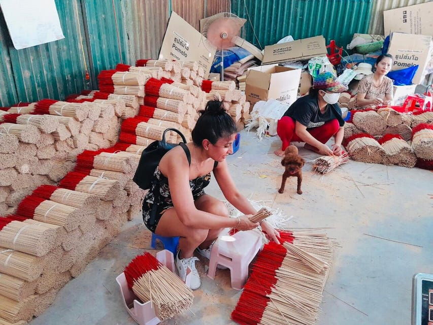 Hanois Artisan: Incense, Hat, Lacquer Making & Train Street