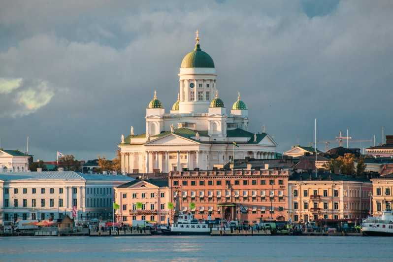 Helsinki: Architectural Highlights Guided Walking Tour