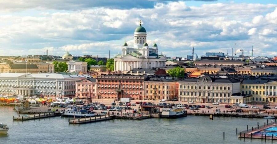 Helsinki : Highlights Walking Tour