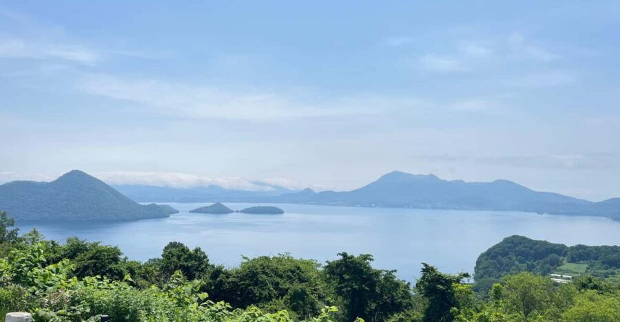 Hokkaido: Noboribetsu Lake Toya Day Tour From Sapporo