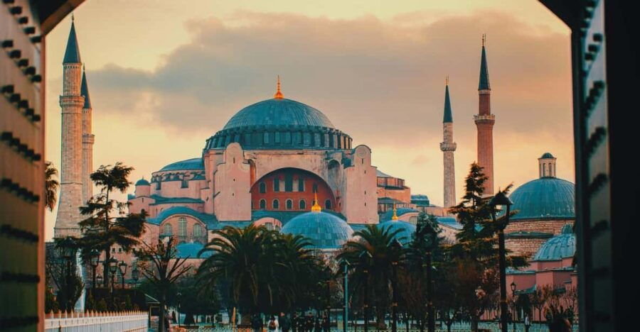 Istanbul: Half-Day Walking Tour Byzantine Relics Exploration - Tour Overview