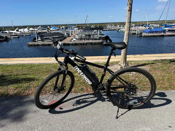 Kissimmee: 8 Hr. Self Guided Lakefront Tour on Electric Bike