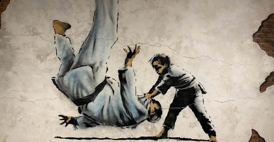 Krakow: Muzeum Banksy Entry Ticket - Ticket Pricing and Policies