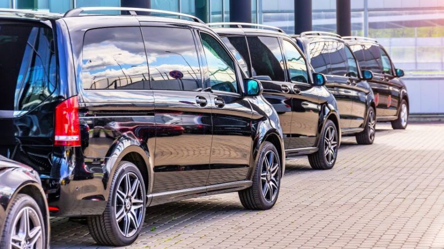 Krakow: One-Way Private Transfer From Airport