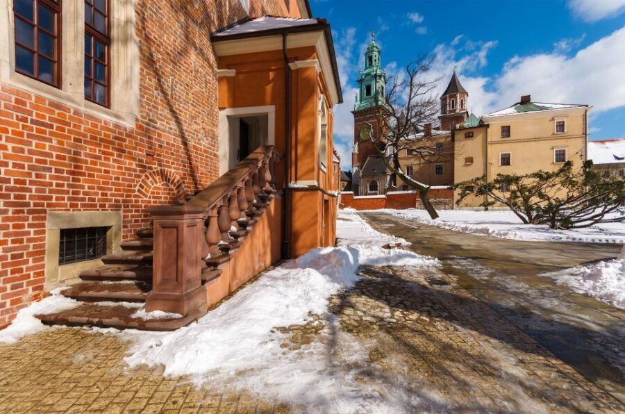 Krakow: Wawel Castle and Cathedral Guided Tour - Tour Overview and Pricing
