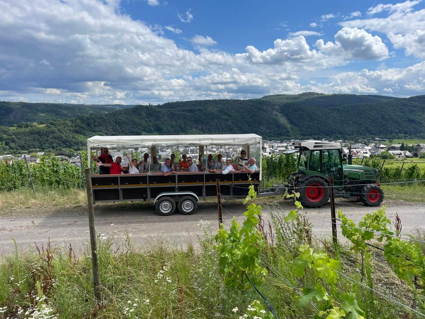 Kröv, Mosel: PLAN WAGON RIDE Through the Vineyards With Wine Tasting