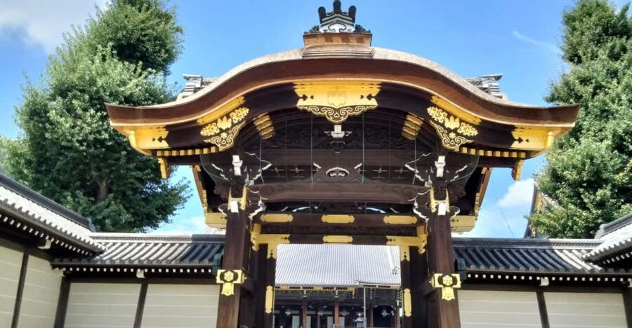 Kyoto: Discover Every Bit of Higashi Honganji Temple, 1.5 H