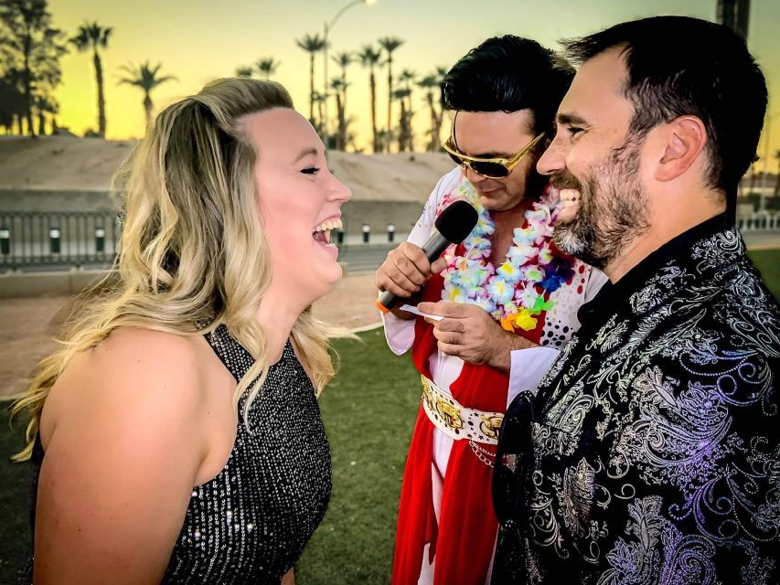 Las Vegas: Elvis Wedding With Las Vegas Sign Photos Included - Experience Overview