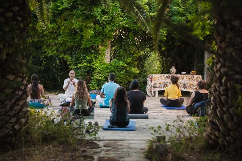 Lecce: Sunset Yoga in Historic 18th-Century Country House - Activity Overview
