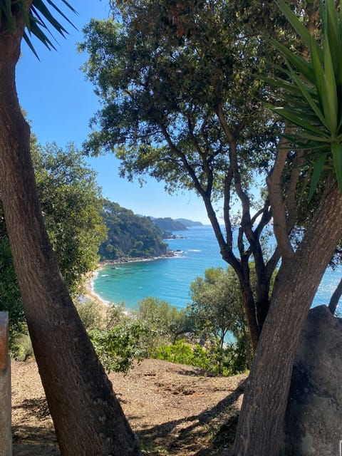Lloret De Mar: Guided Sightseeing Tour in a 4×4 Vehicle