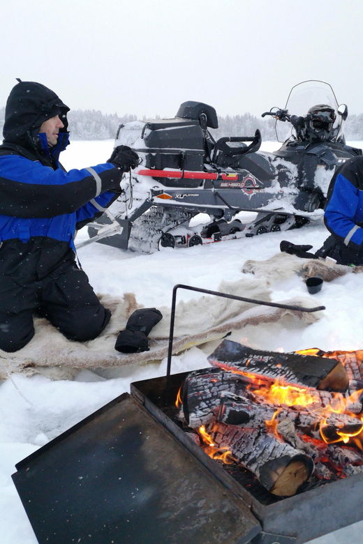 Luleå: Ice Fishing – 2h