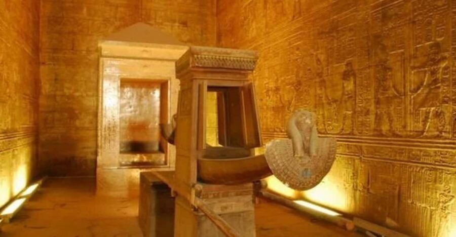 Luxor Day Tour Visit Edfu and Kom Ombo With Transfers