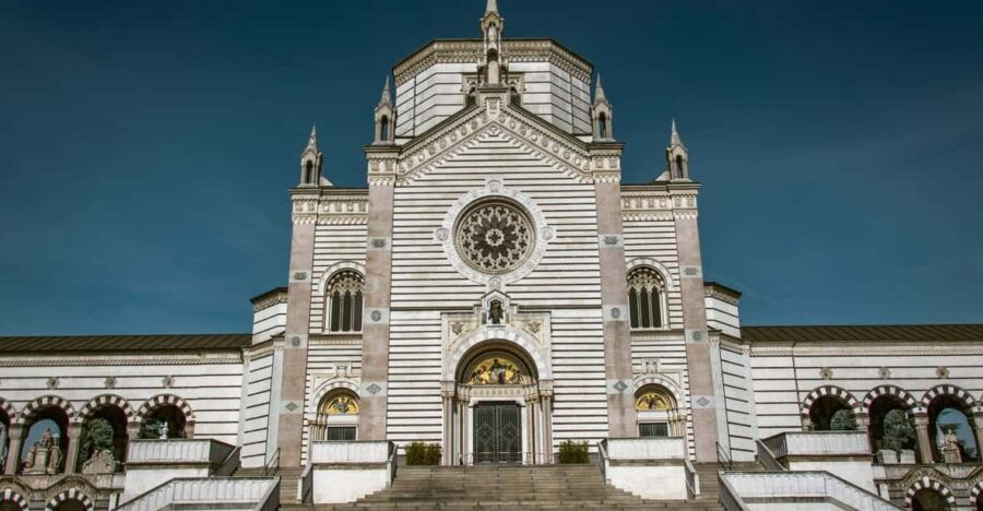 Milan: Monumental Cemetery Group Walking Tour