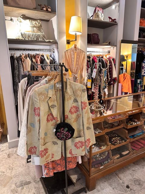 Milan: The Ultimate Vintage Shopping Guide - Exploring Milans Vintage Scene