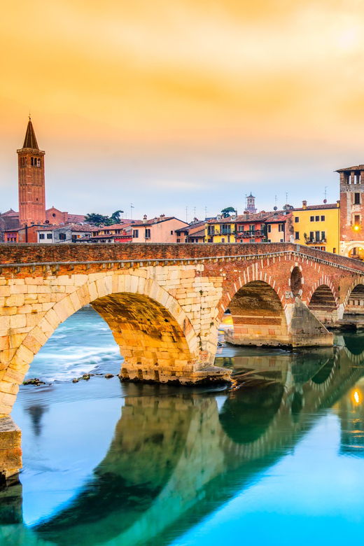 Milan: Verona Day Tour With a Lake Garda Cruise to Sirmione