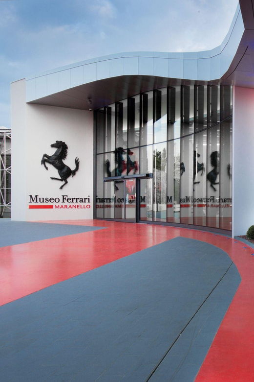 Modena: English Guided Tour to Ferrari Museum in Maranello