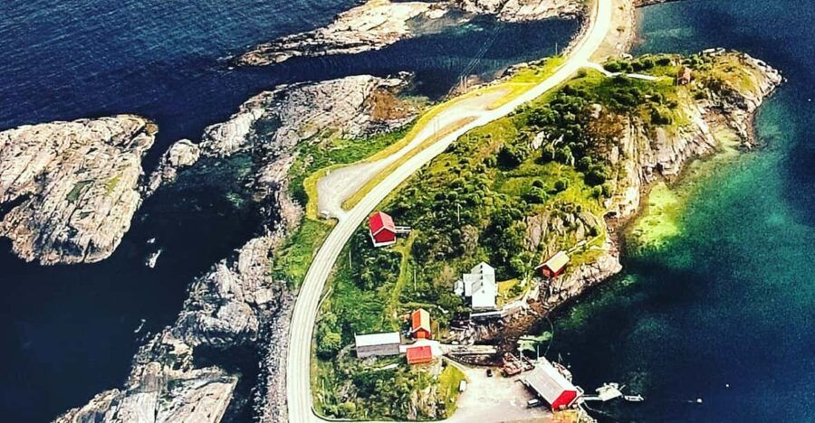 Molde: Atlantic Coast Highway and Bud Village Tour 2025