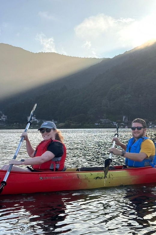 Mt Fuji Morning Kayaking Tour With the View of the Mt Fuji
