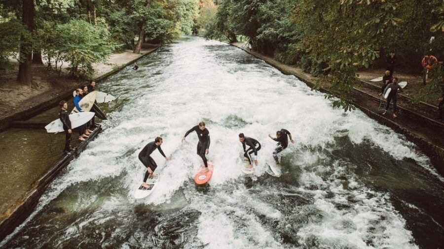 Munich: Eisbachwelle River Surfing Experience