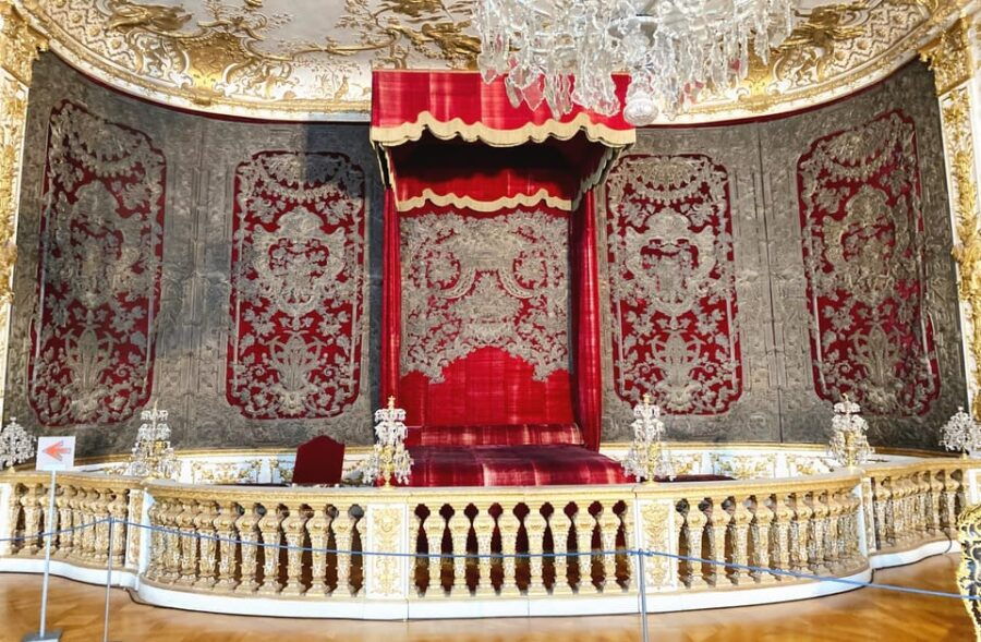 Munich: Residenz Museum Tickets and 2,5-hour Guided Tour - Tour Overview and Pricing