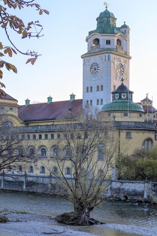 Munich: Self-guided Walking Tour to River Isar Landmarks